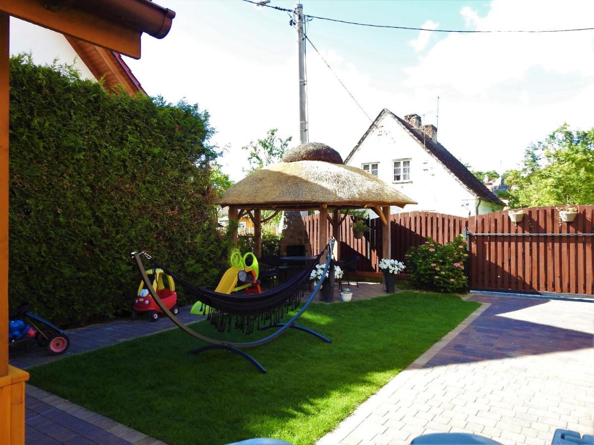 Domki U Skrzata Leba Exterior photo